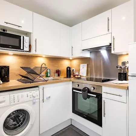 Le Cozy Oberkampf - T2 Renove - Versailles 7 Min - Hec 5 Min Jouy-en-Josas